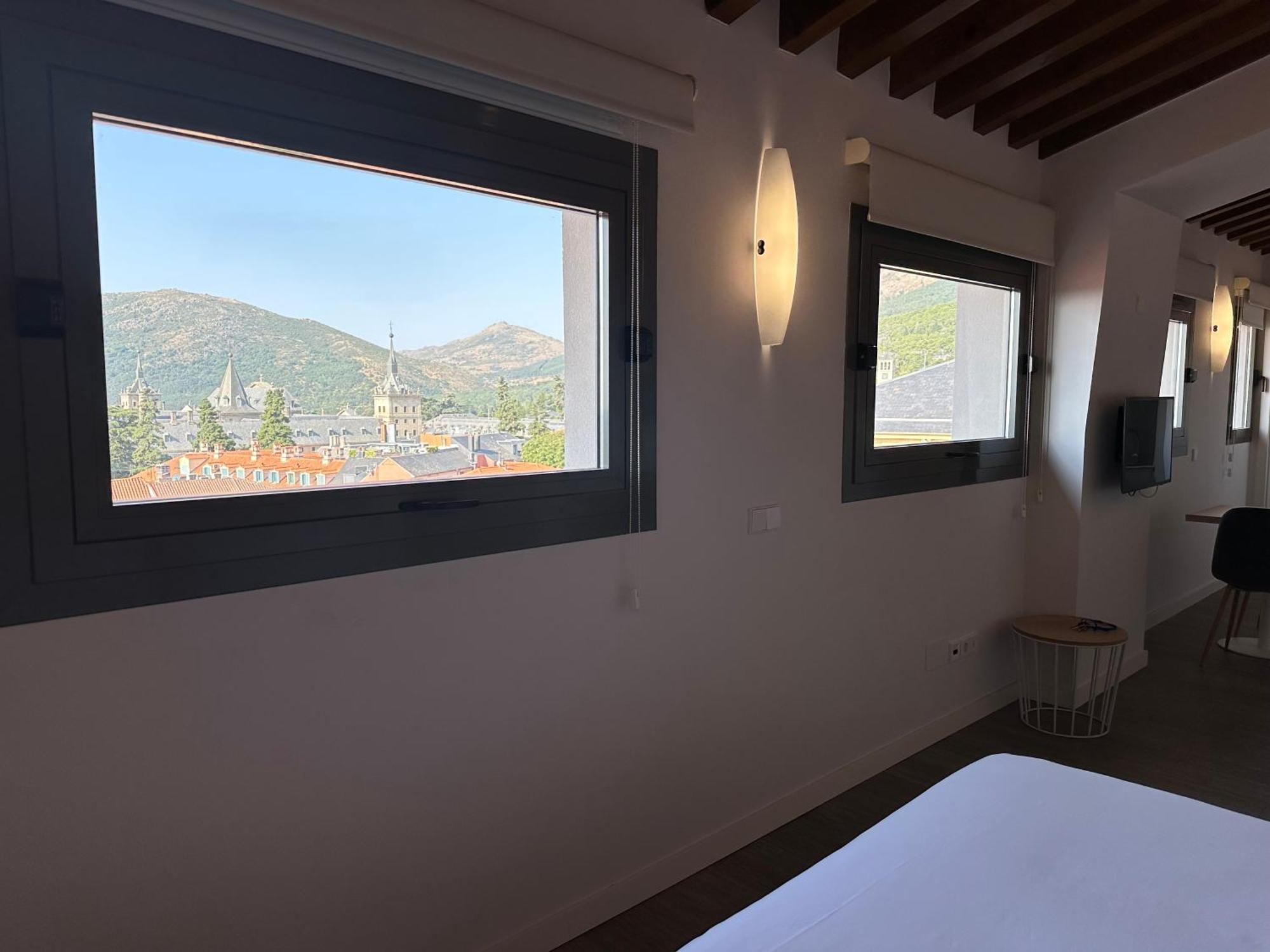 Suite City View