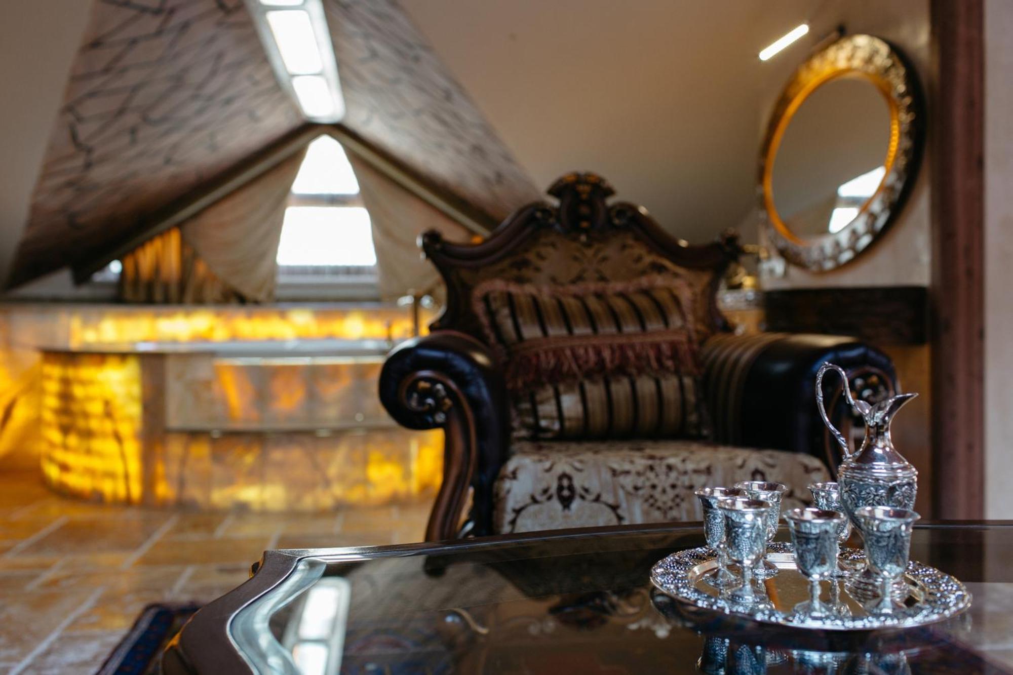 Suite Hurrup Sultan