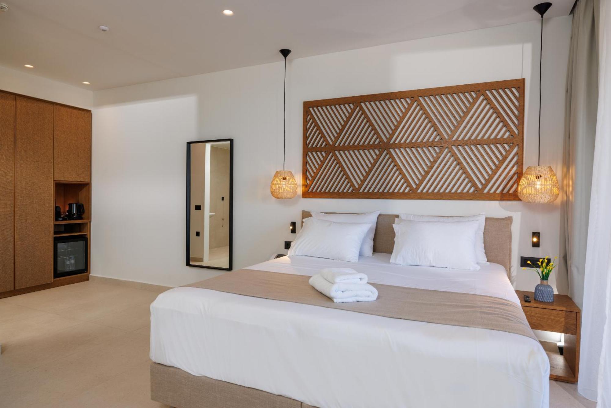 Deluxe Mini Suite met Verwarmd Privézwembad