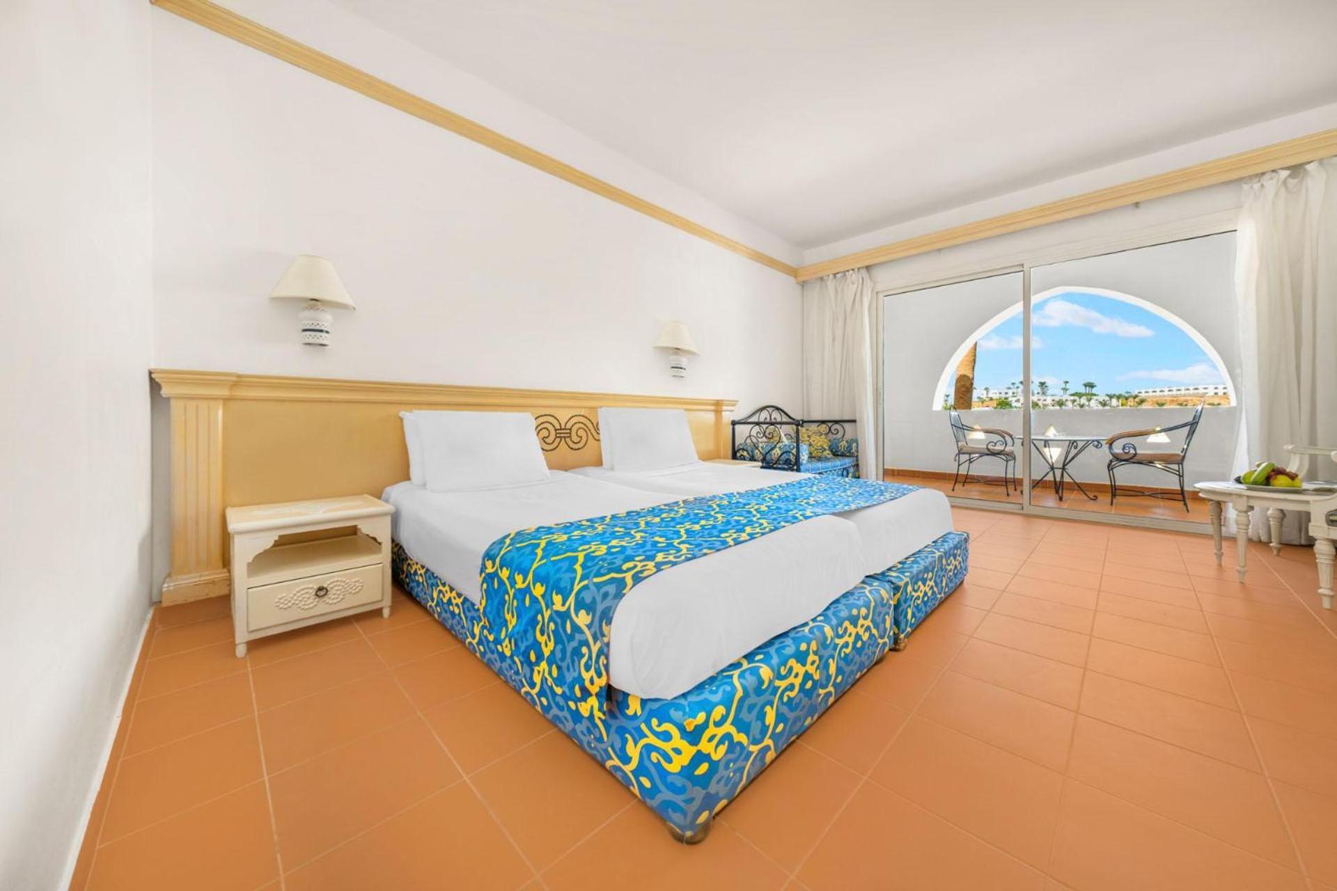 Chambre Lit Queen-Size ou Lits Jumeaux King's Lake - Vue sur Lac et Vue Complète sur Mer