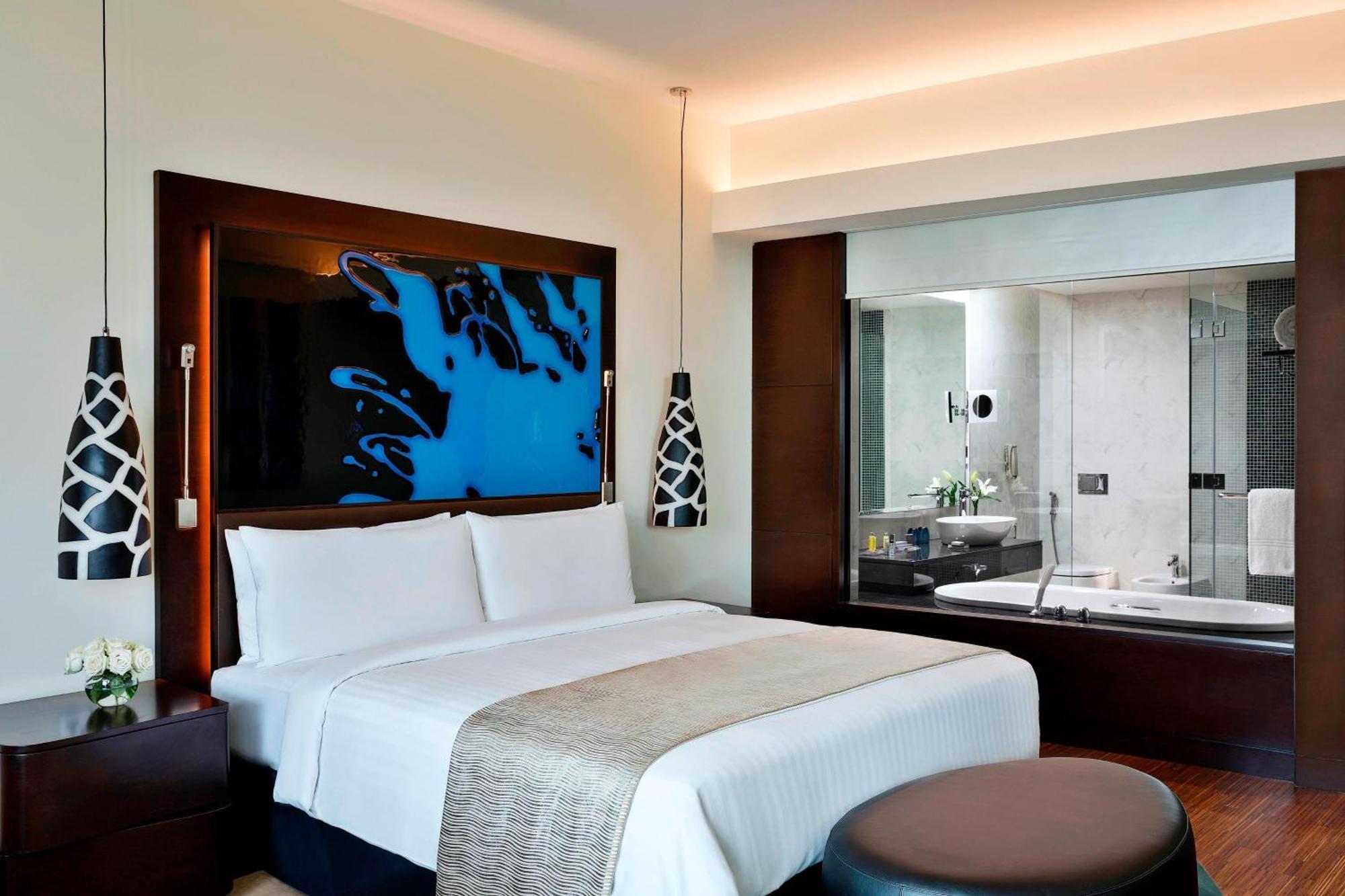 Premium Zimmer mit Kingsize-Bett und Balkon