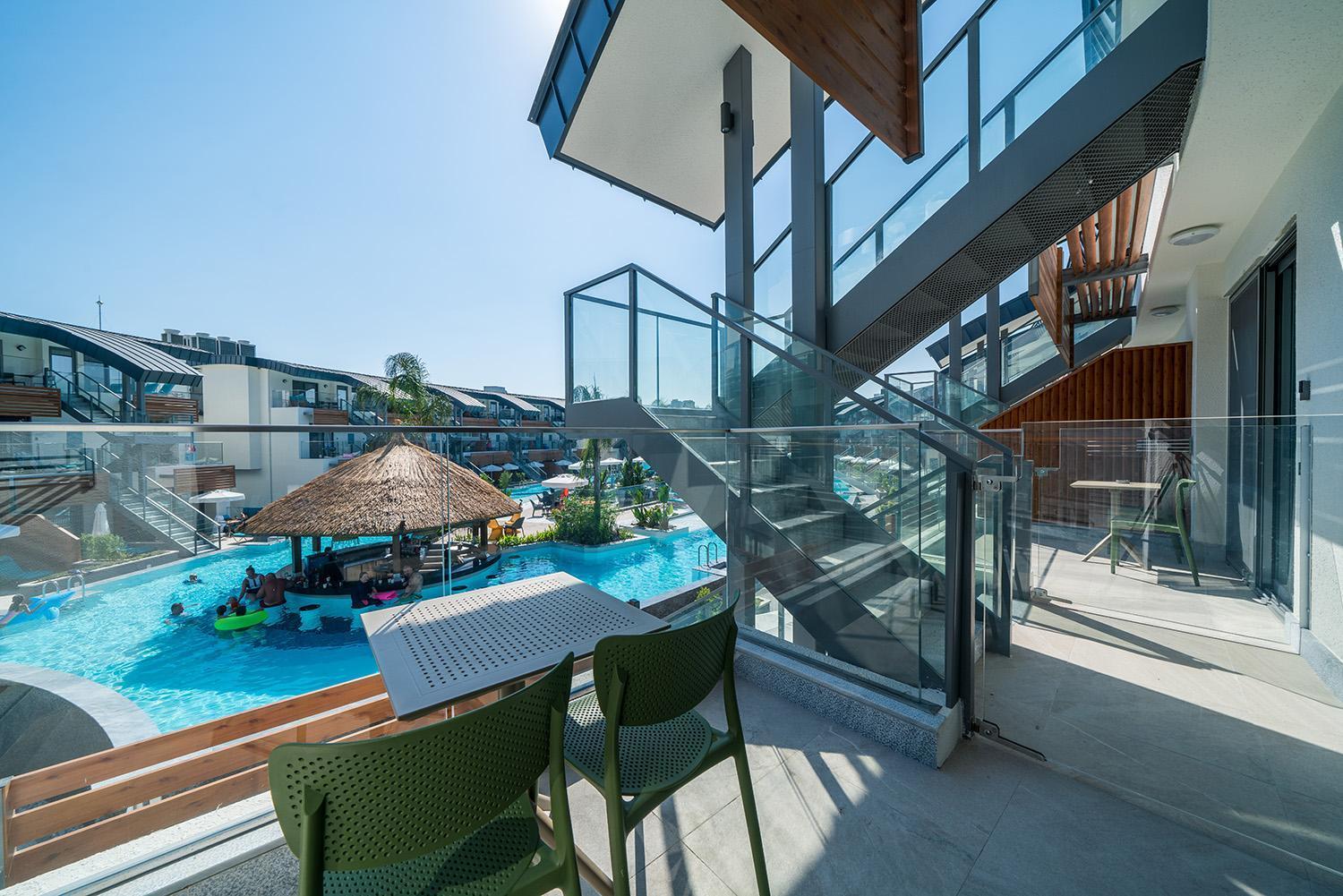 Large Room Pool Direct Access