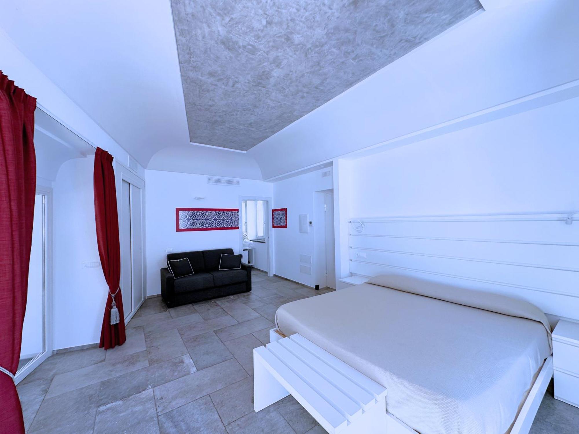 Jacuzzi Suite Sea View Terrace