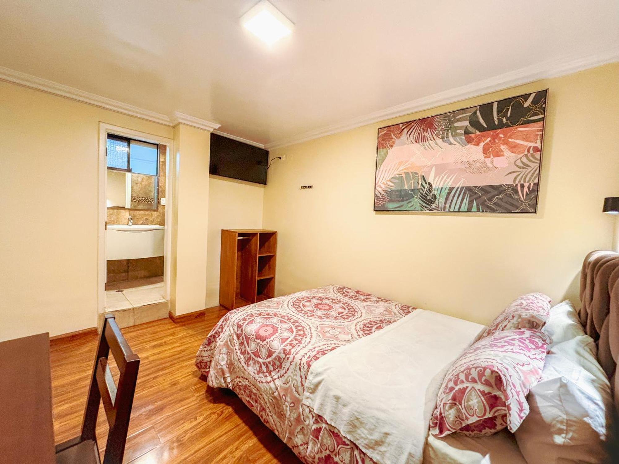 Double Room Private Bathroom
