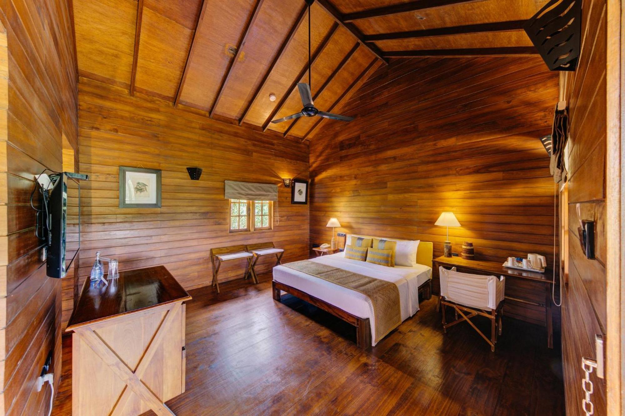 Beach Chalet mit Kingsize-Bett – 10% Rabatt auf Safari | Kostenloser Cocktail pro Person bei Buchung während der Sternenbeobachtung