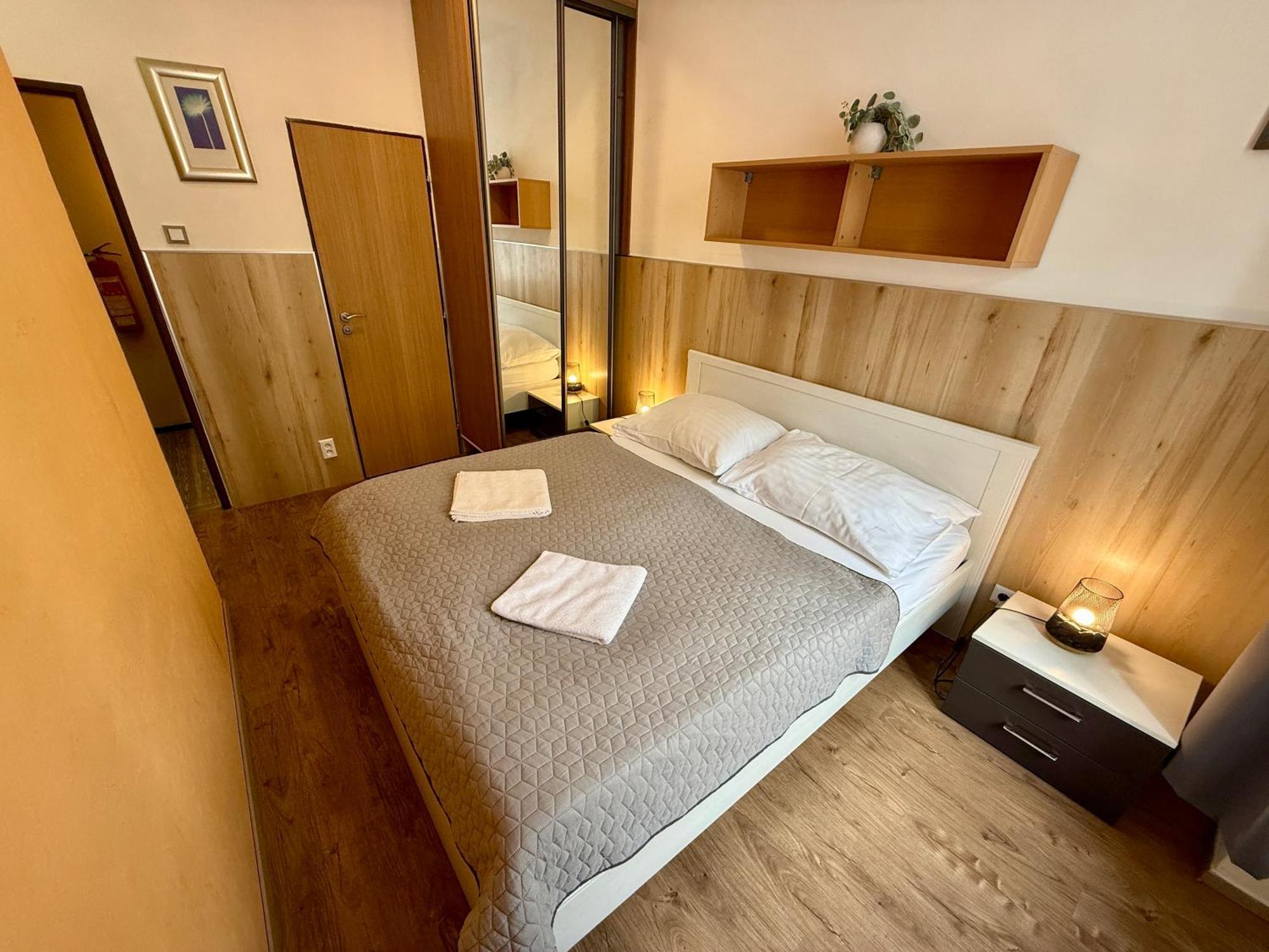 Double Room Private Bathroom