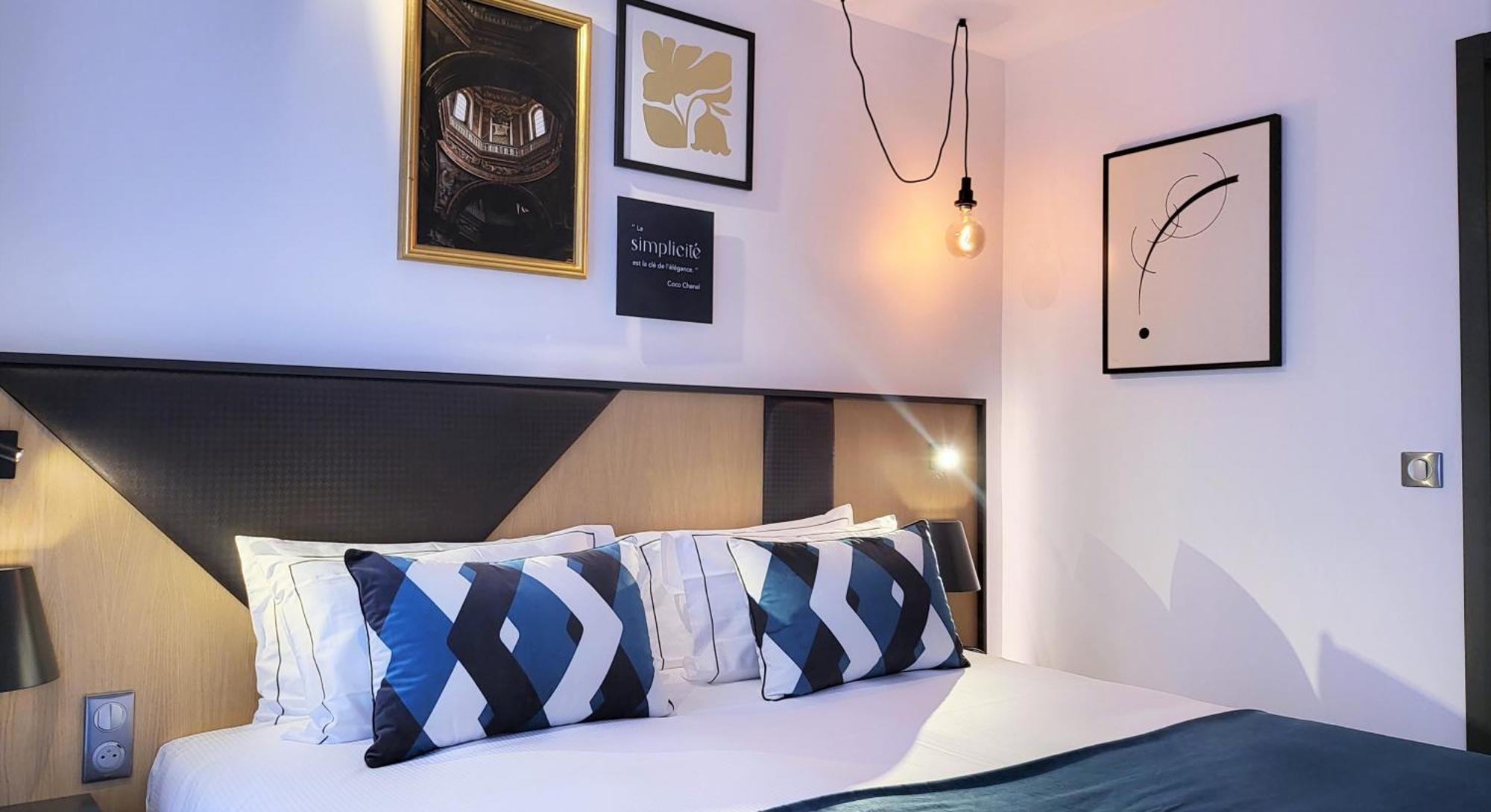Superior Double Room Pool Access
