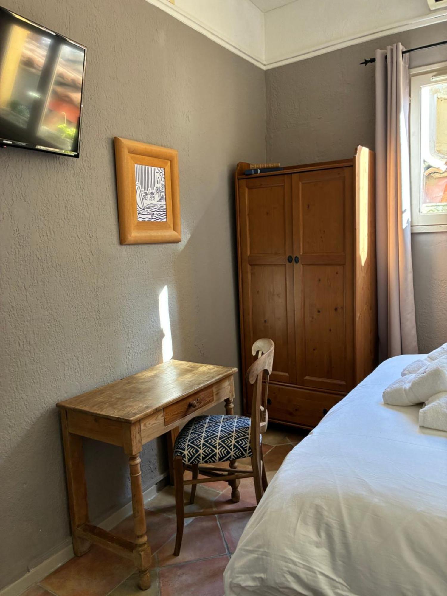 Junior Room