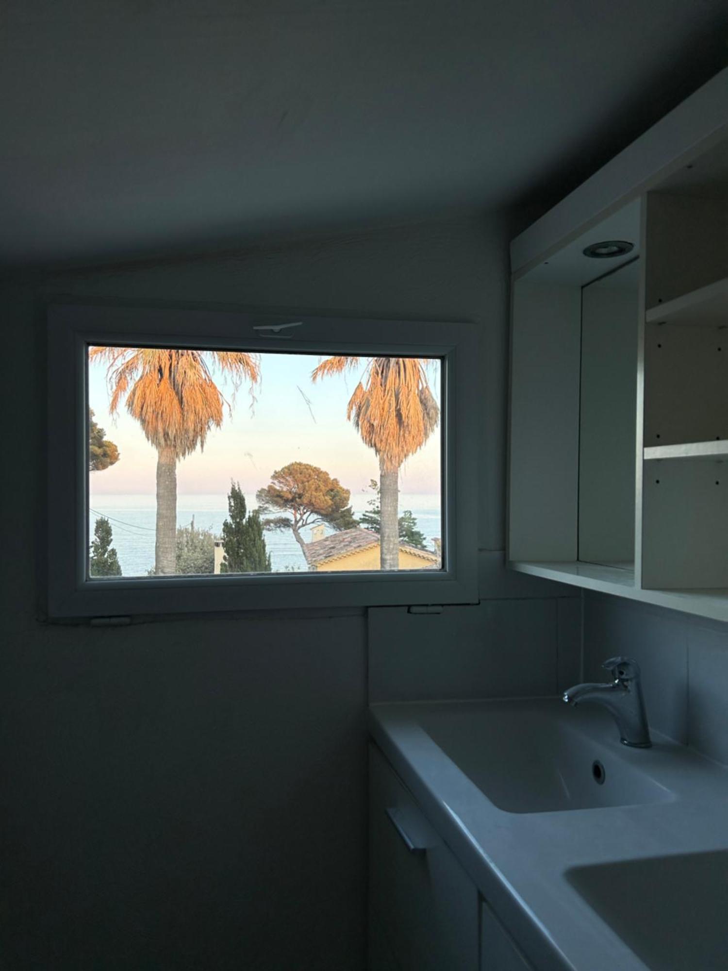 Queen Room Sea View