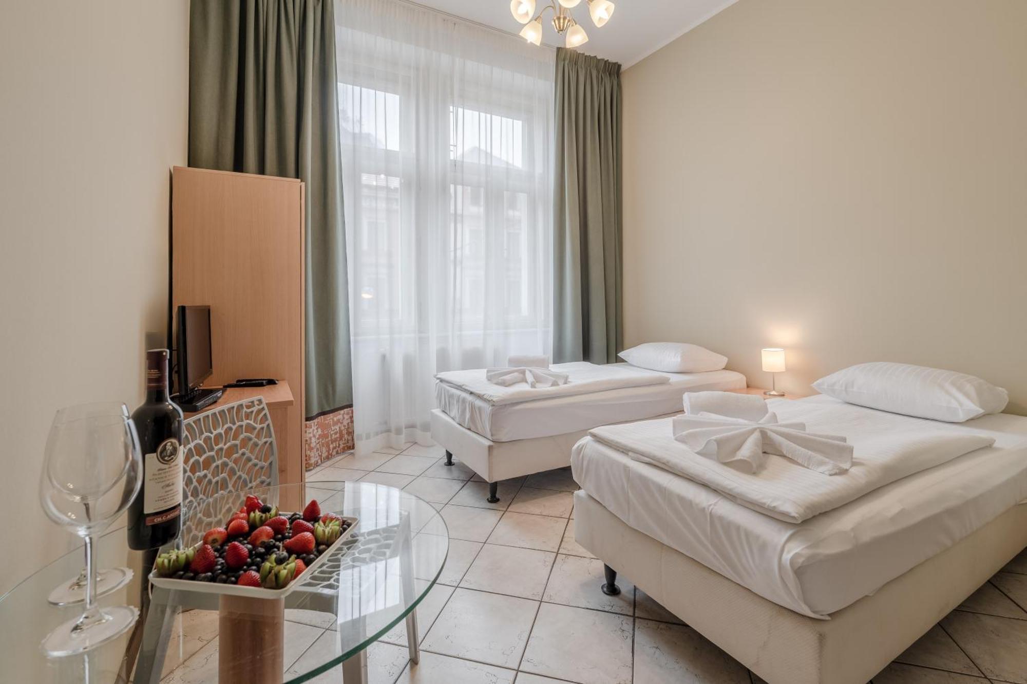 Economy Twin Room