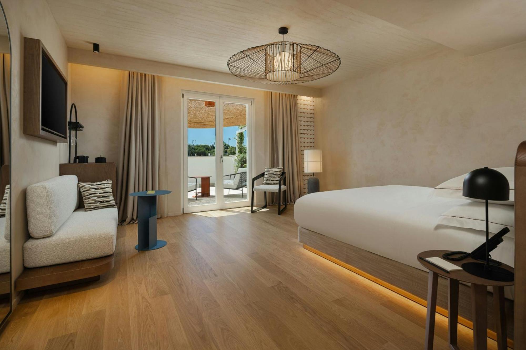Panoramic King Room Terrace
