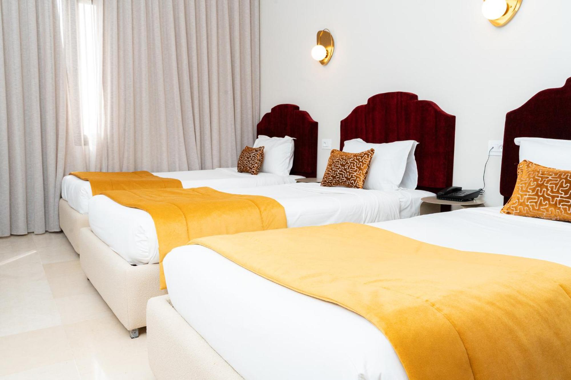Deluxe Triple Room