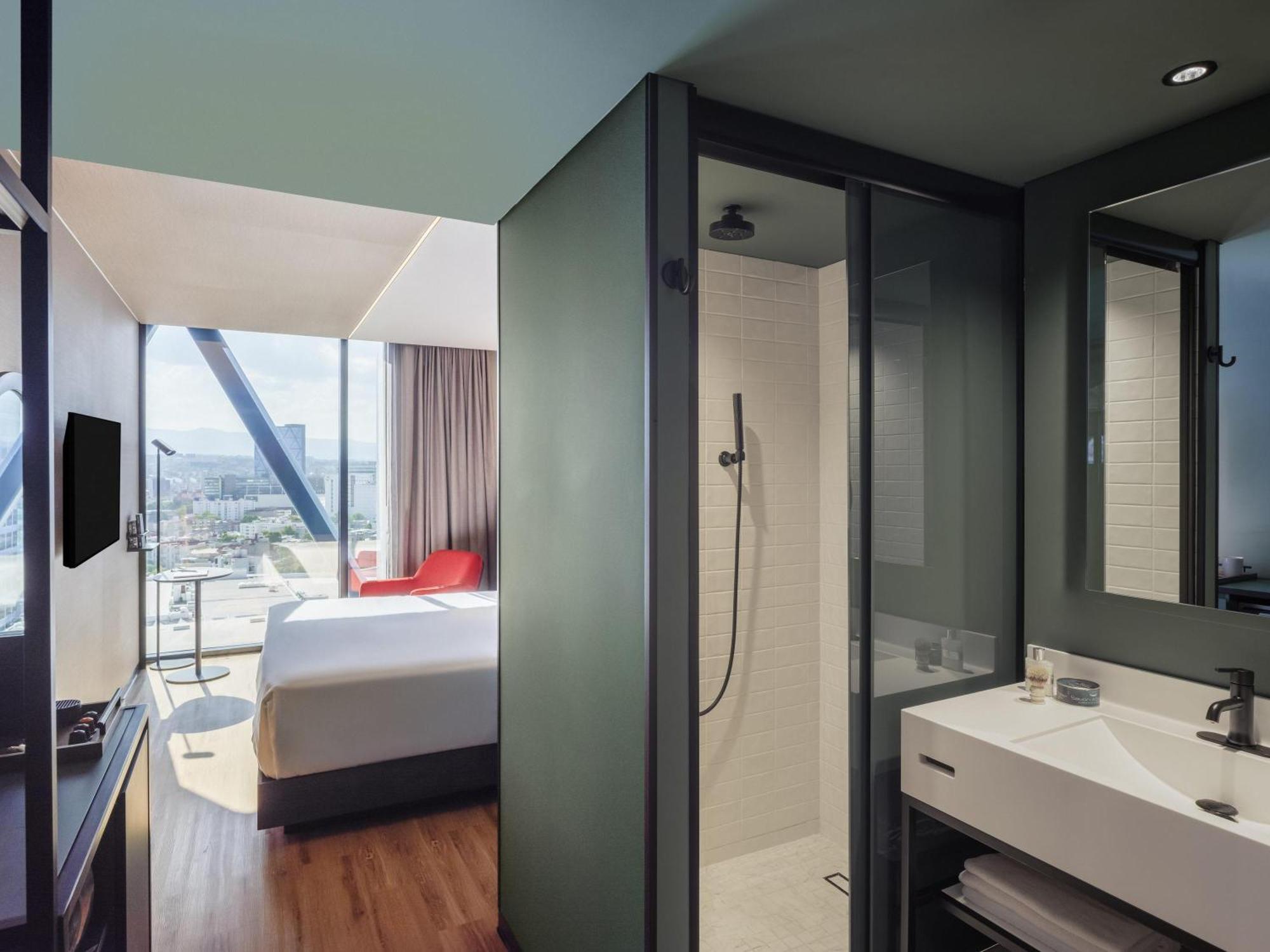 Superior Queen Room