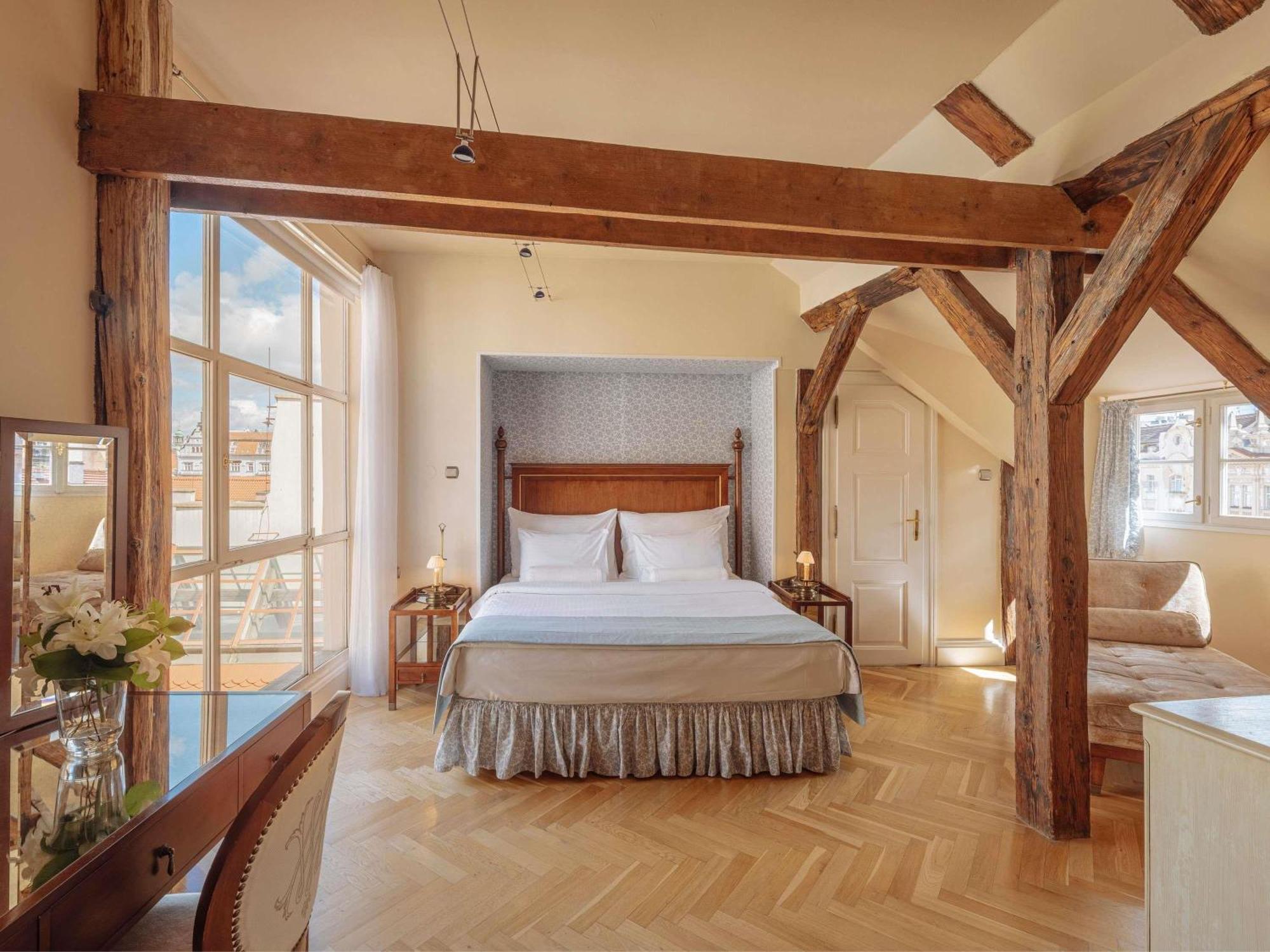 Executive King Room