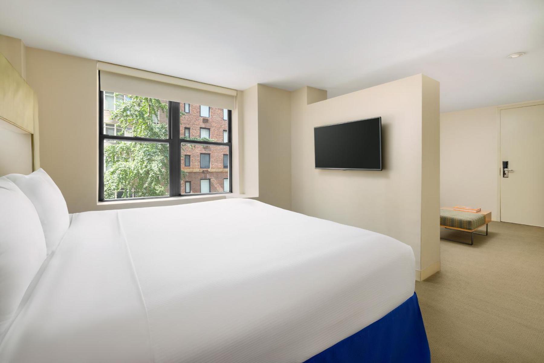 Junior Suite,1739370459:JPEG
