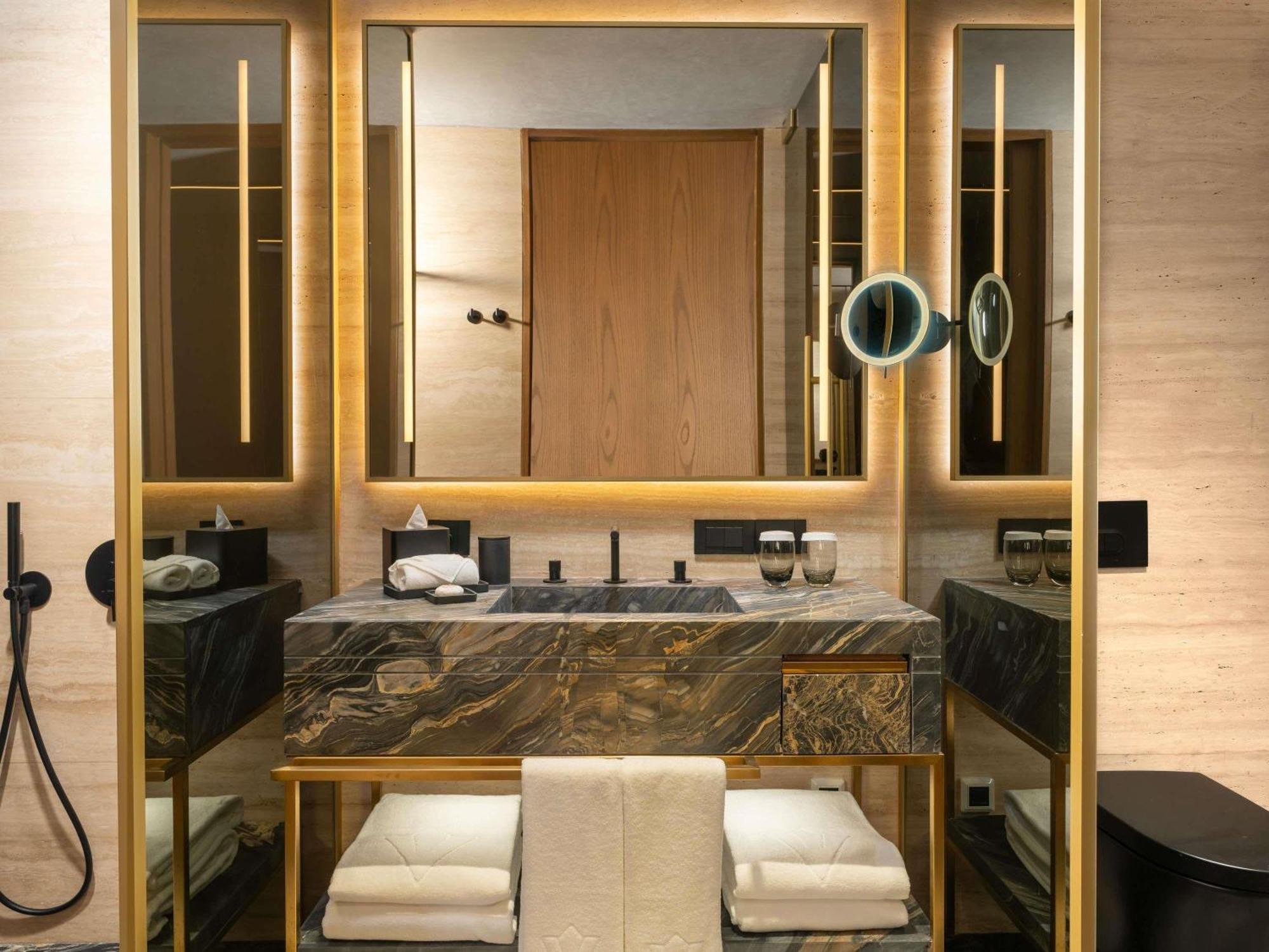 Premium Suite mit 2 Schlafzimmern und Meerblick – Zugang zu Nickelodeon Play