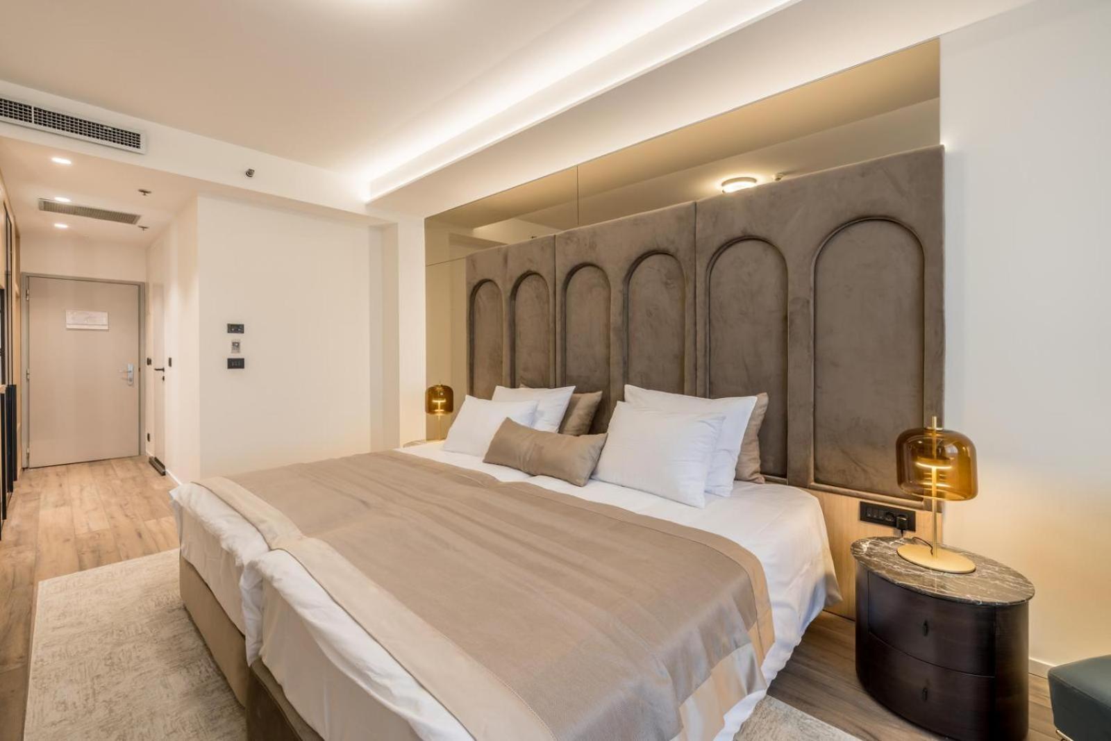 Junior Suite,1758280179:JPEG