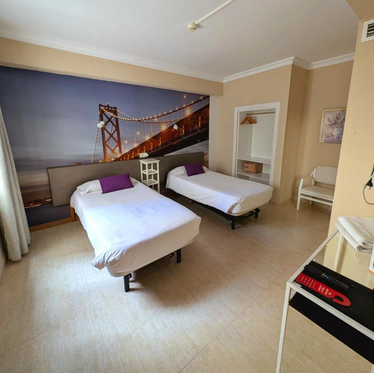 Deluxe Twin Room,1758325165:JPEG
