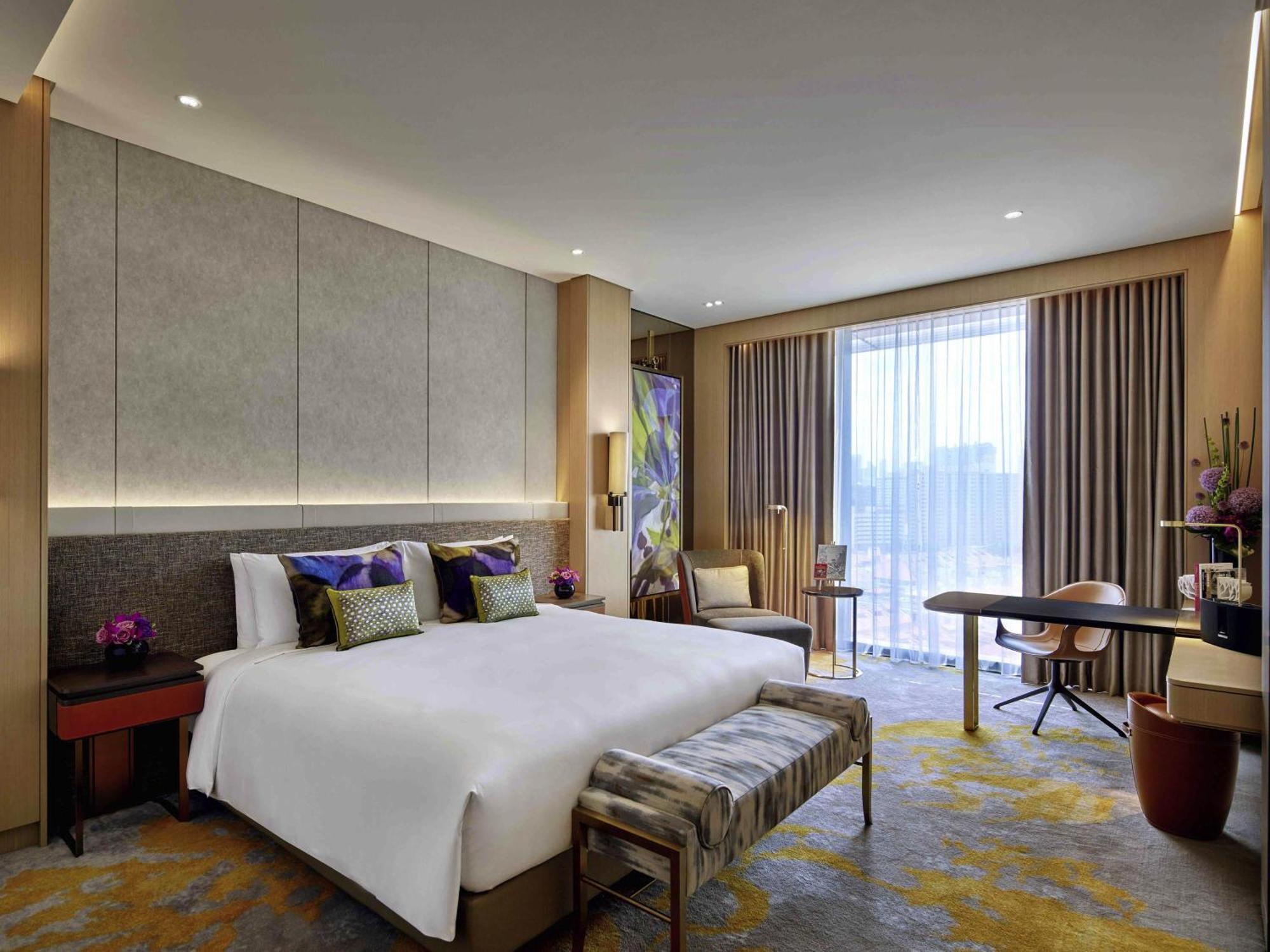 Luxury Premium Room, 1 King Bed, High Floor