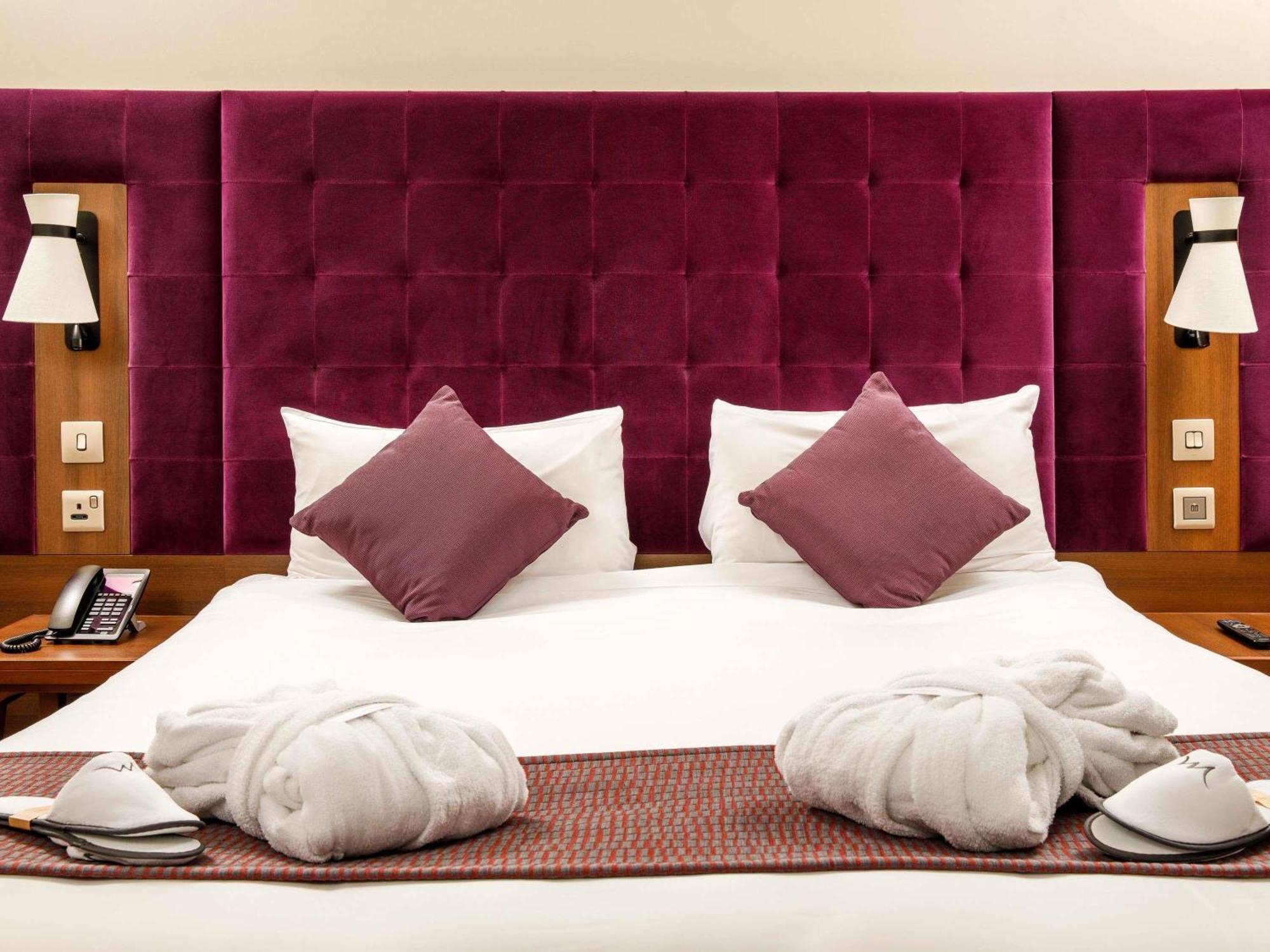 Superior Room King Bed