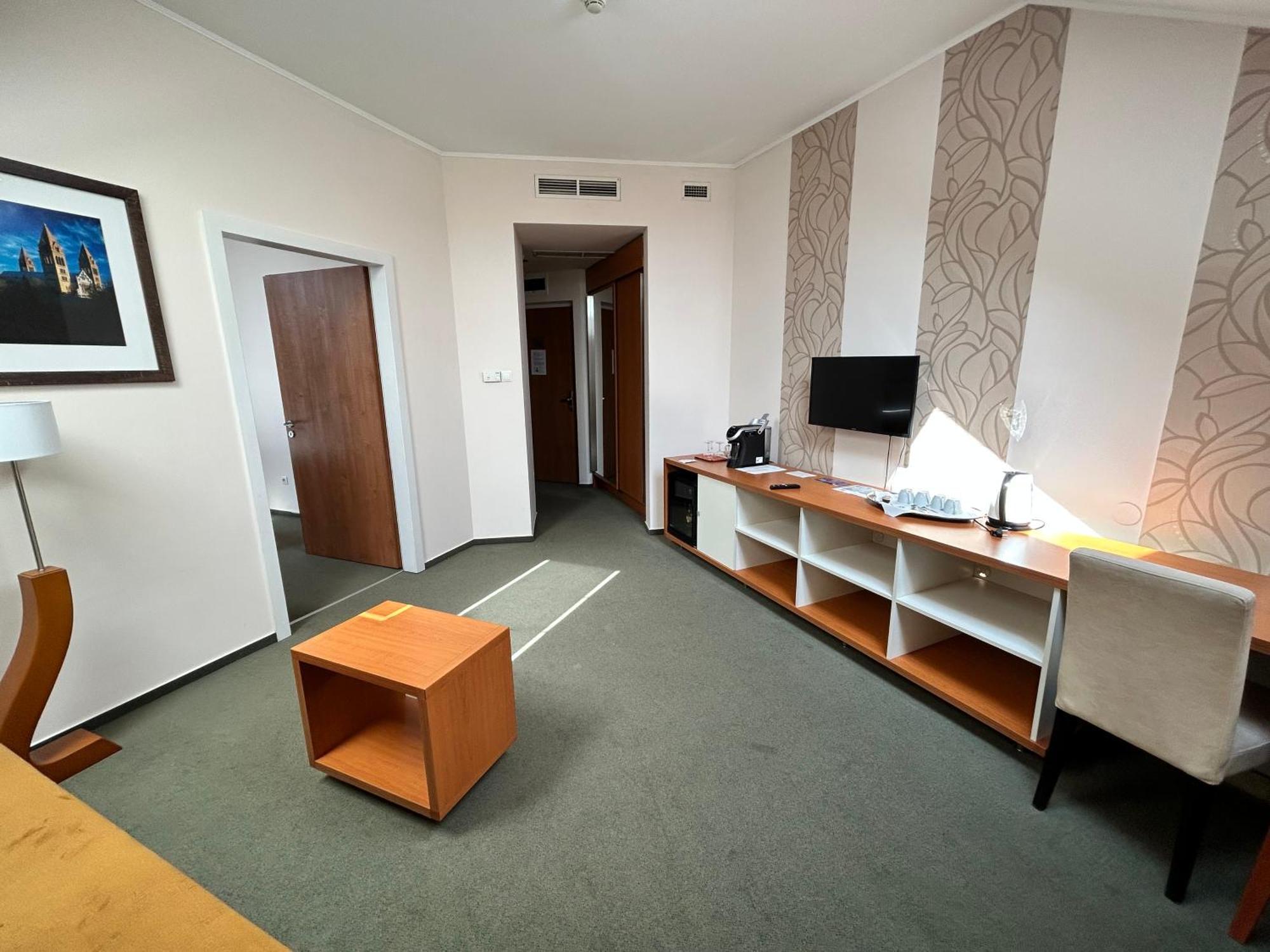 One-Bedroom Suite