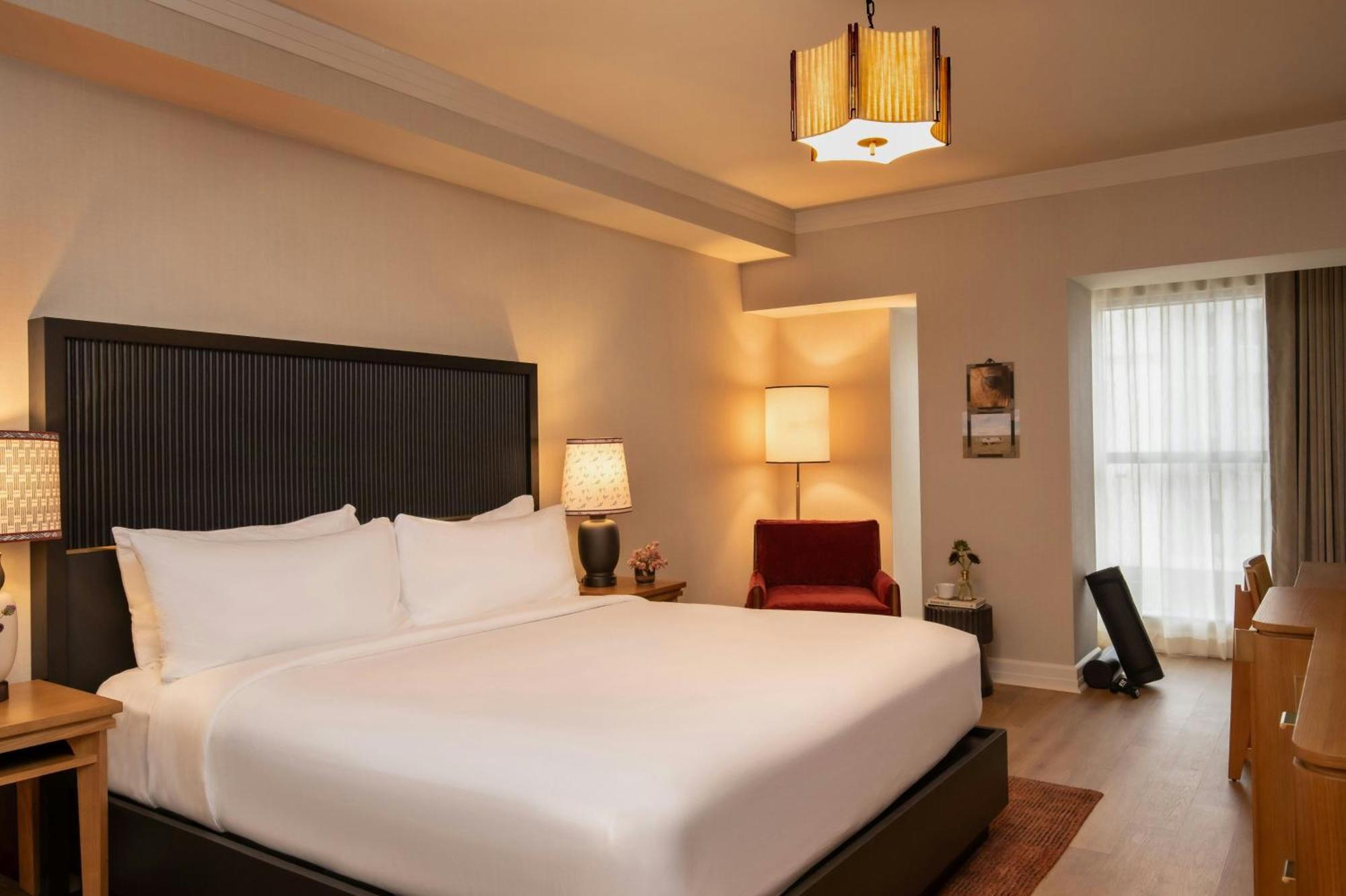 Premium King Room with City View - High Floor