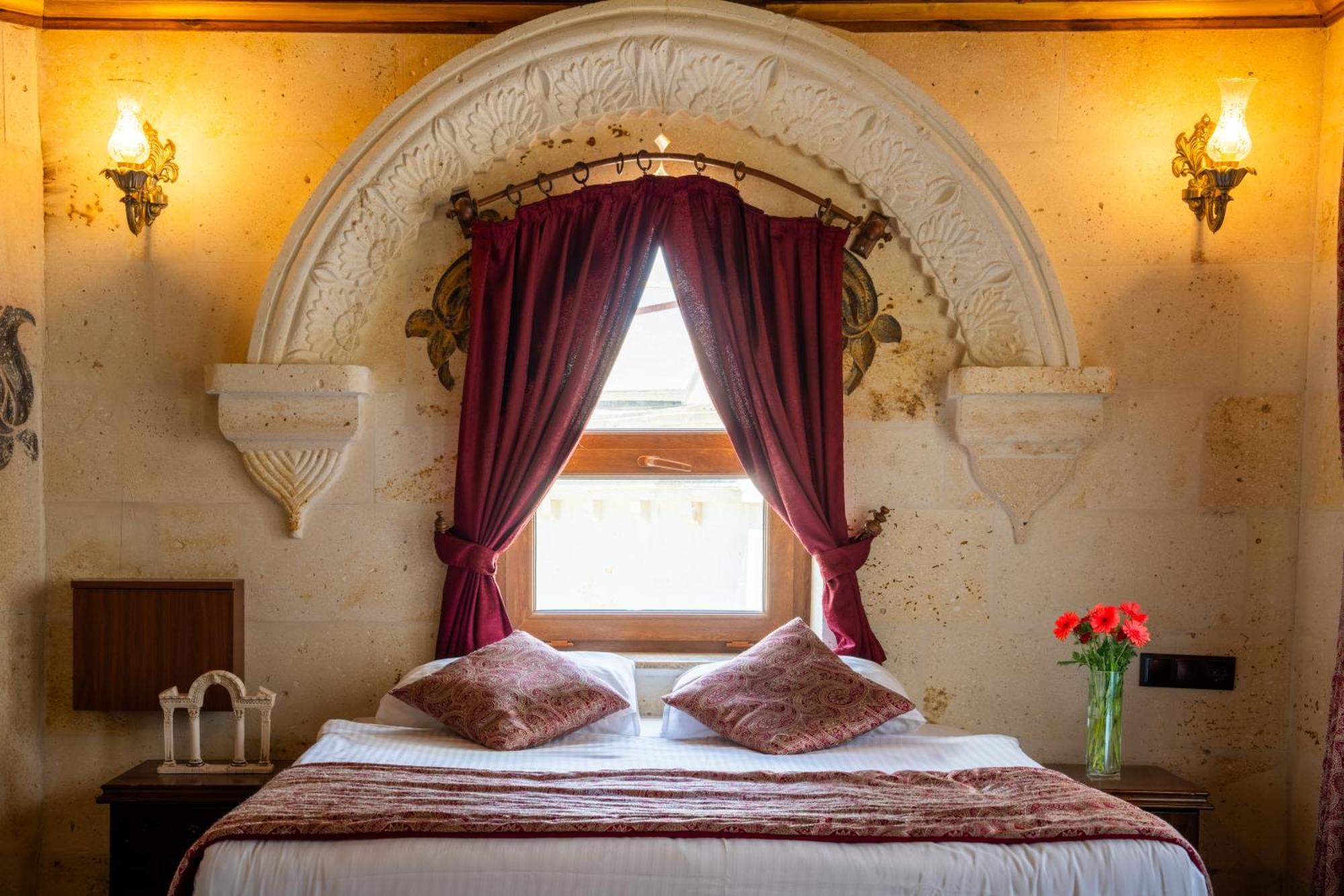 King Room with Balcony