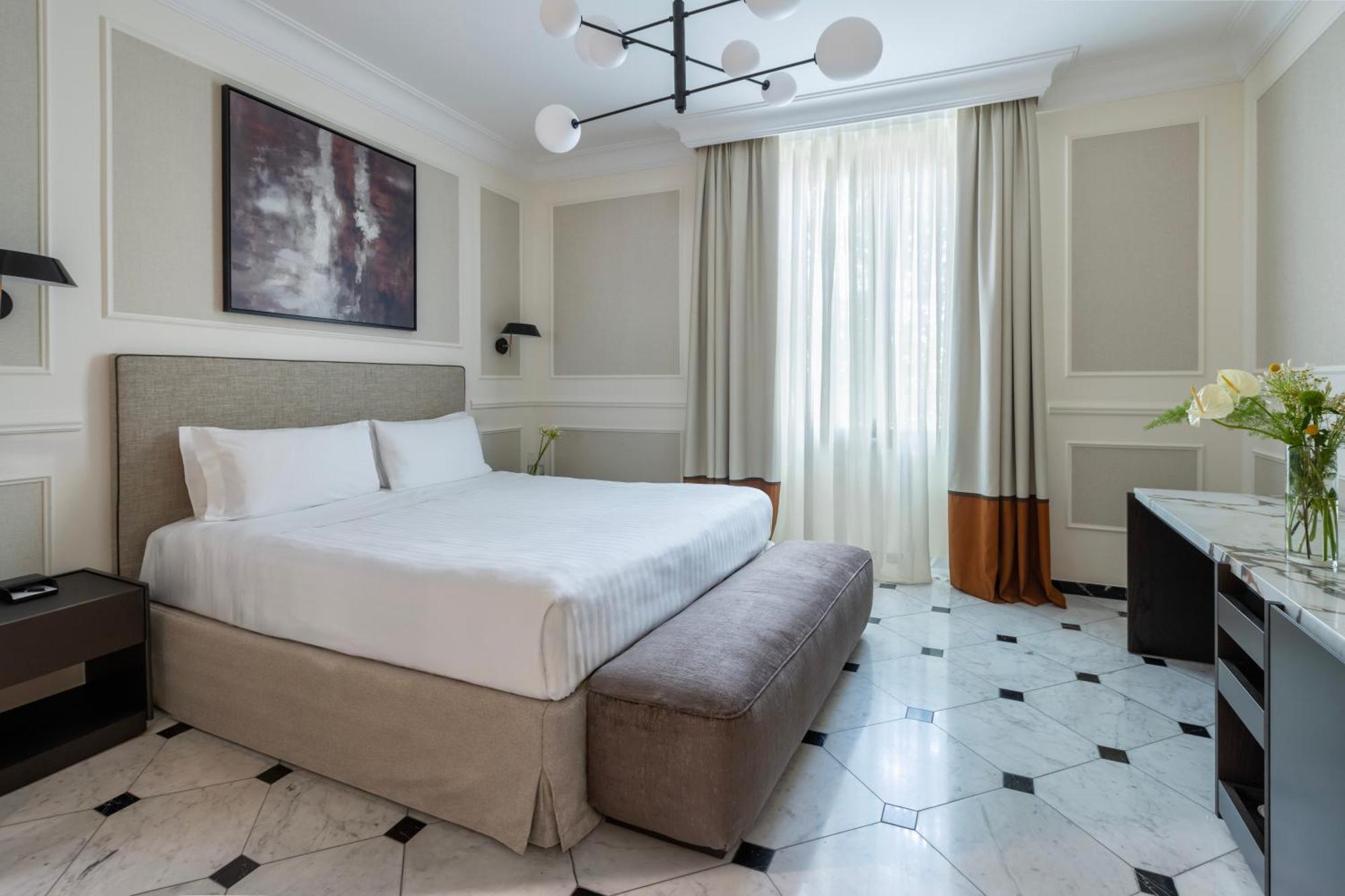Grand Deluxe Double Room