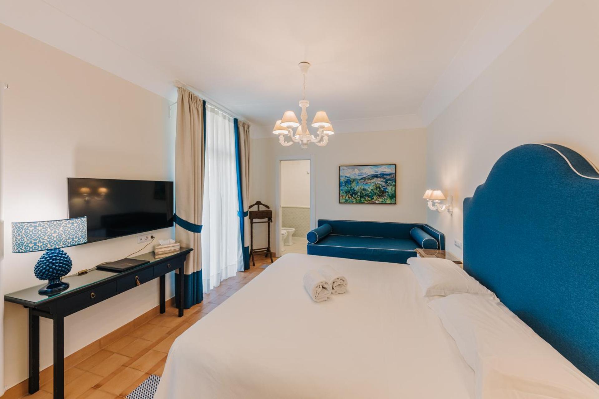 Comfort Double or Twin Room