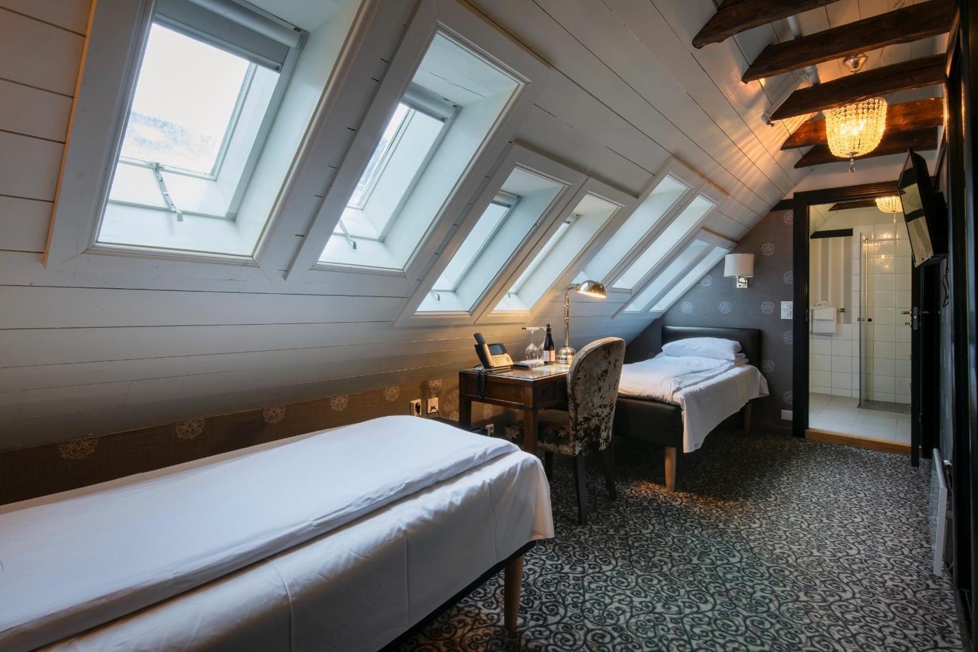 Small Twin Room