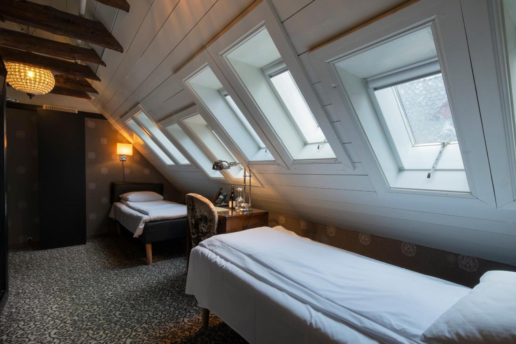 Small Twin Room