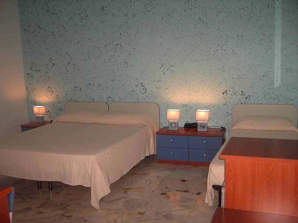 Quadruple Room Private Bathroom