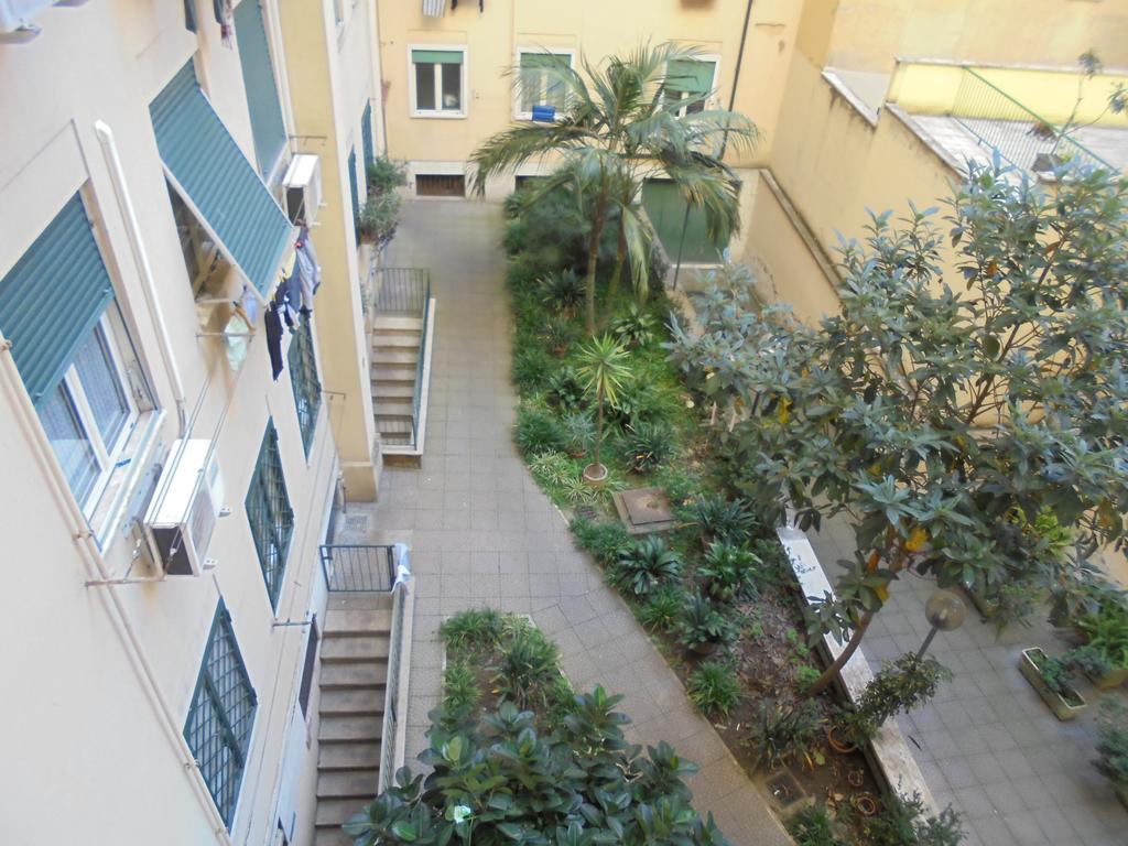 Camera Doppia con Letti Singoli con Bagno Privato Esterno