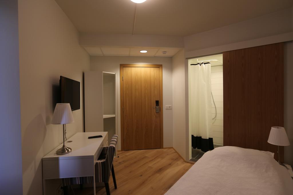 Single Room Private Bathroom,218061188:JPEG