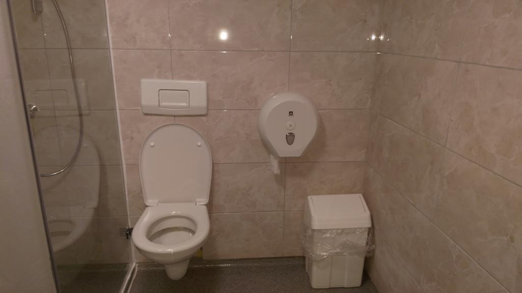 Twin Room Private Bathroom,213210884:JPEG