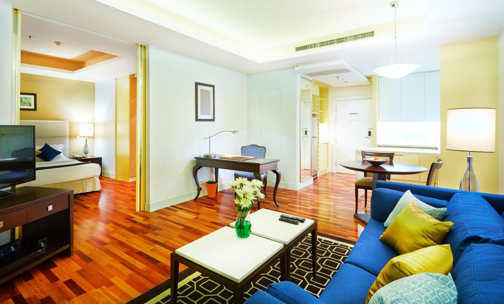 Deluxe One-Bedroom Apartment,725431522:JPEG