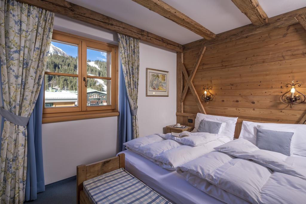 Junior Suite with Mountain View