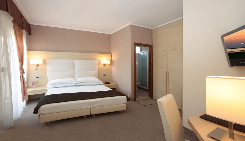 Economy Doppel-/Zweibettzimmer