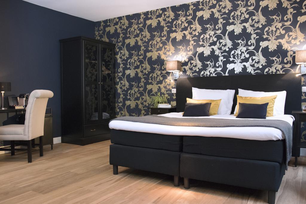 Comfort Double Room with Shower