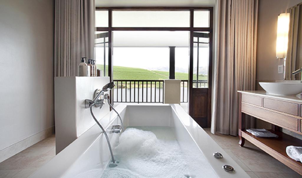 Suite Avalon