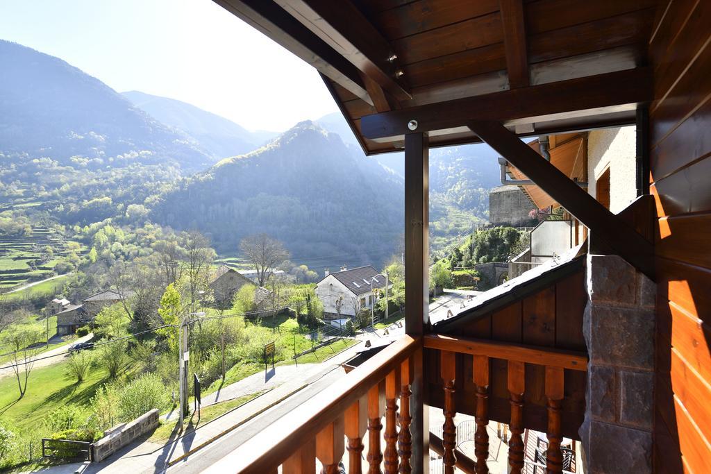 Deluxe Queen Room Balcony