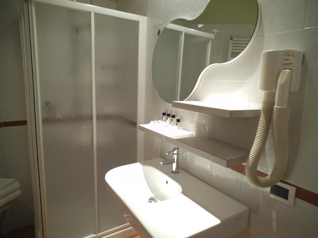 Deluxe Double or Twin Room with Balcony