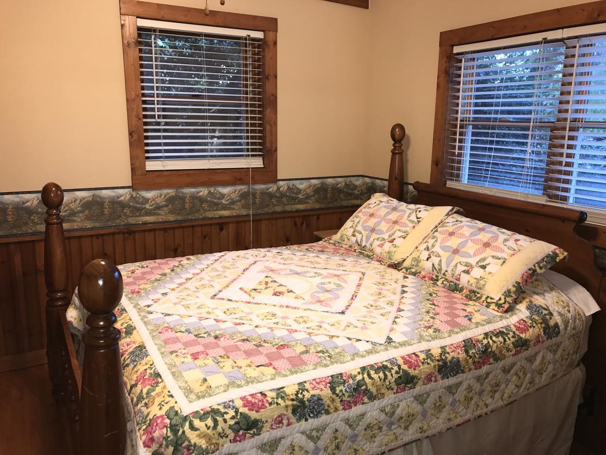 One-Bedroom Cottage