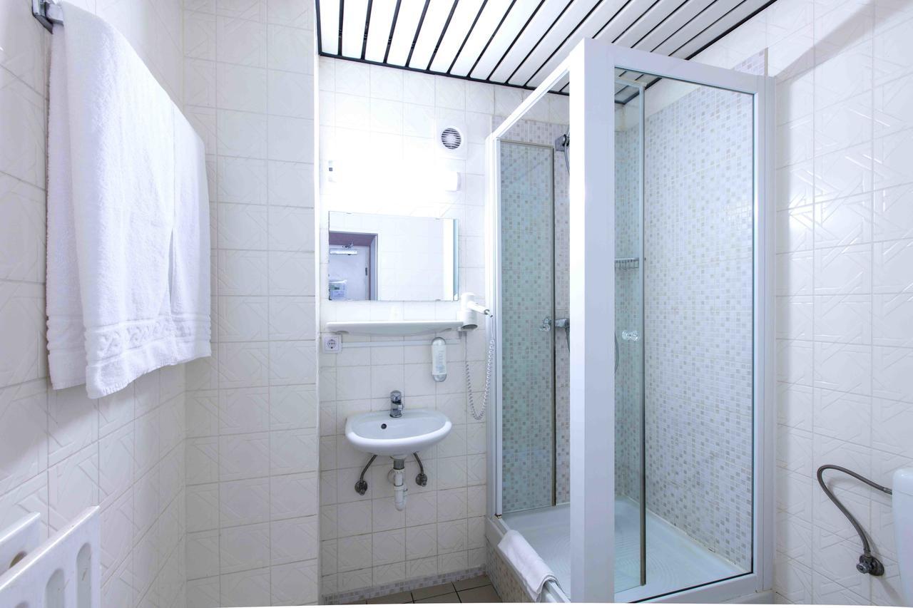 Double Room,1401677723:JPEG