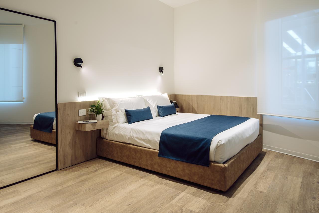 Double or Twin Room - Disability Access,631951554:JPEG