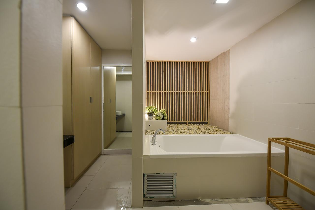 Deluxe Family Suite