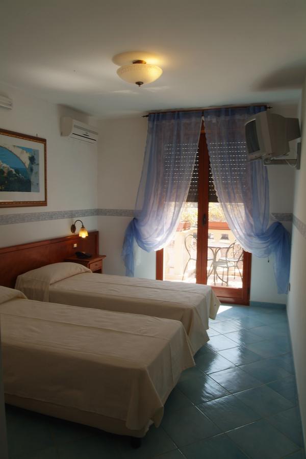 Deluxe Double Room Balcony