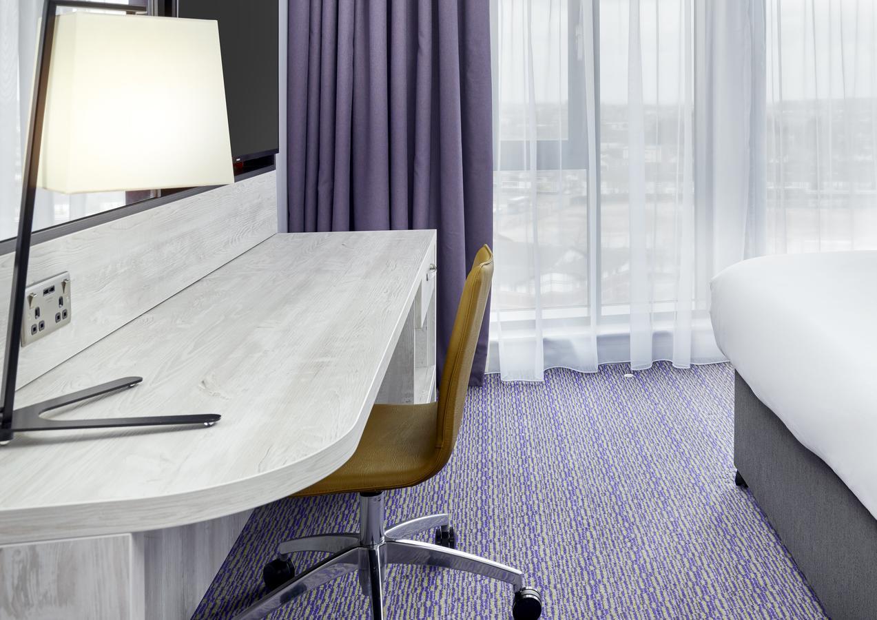 Standard Zimmer mit Kingsize-Bett