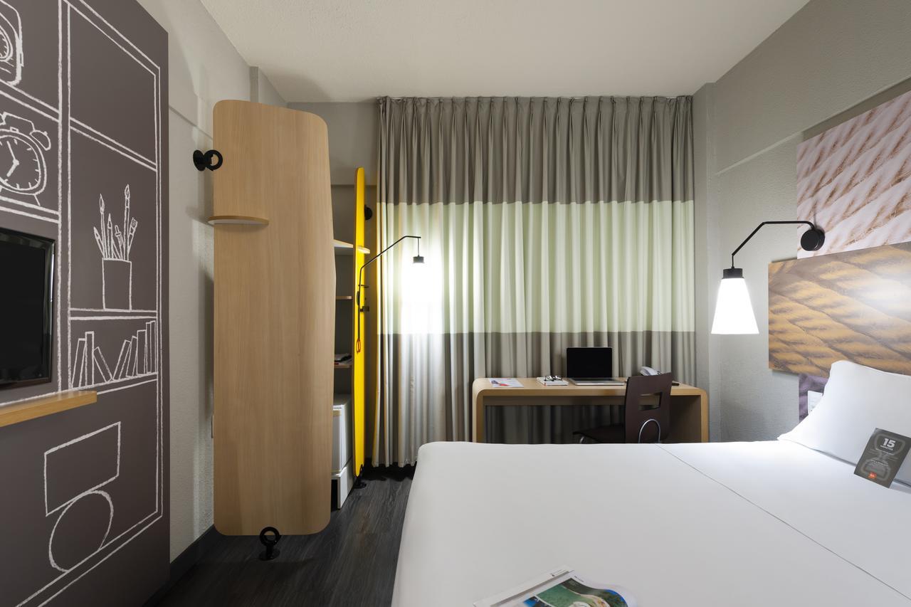 Quarto Duplo