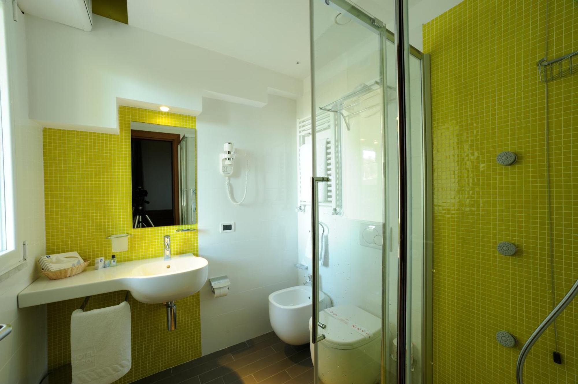 Superior Single Room with Sea View